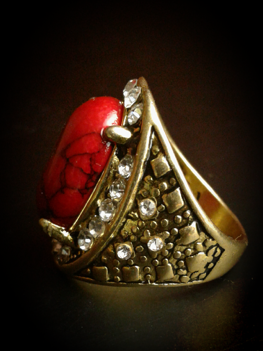 Male Sanguine Vampire Prince Spirit Vessel Ring