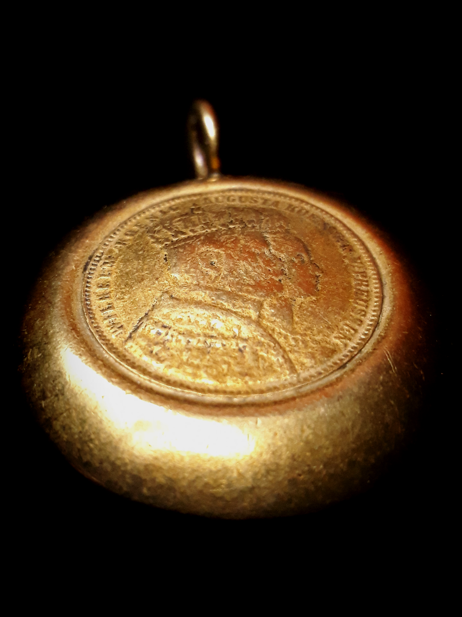 Impressive Museum Quality Monarchical Illuminati Gold Medallion, Emperor King Wilhelm I, Royal Order of Seraphim, Golden Fleece